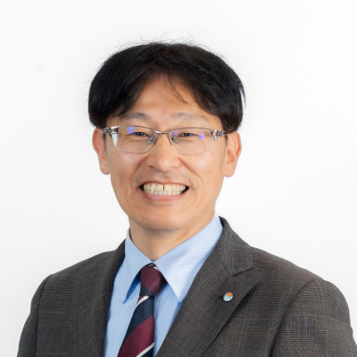 中村　峰昭